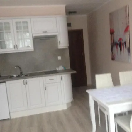 Апартамент Даяна Appartement *