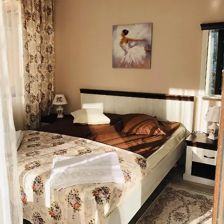 Appartement Апартамент Даяна